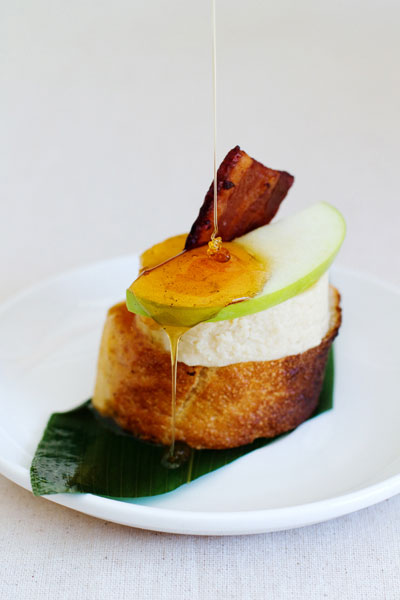 beer-cheese-on-a-beerguette-with-apple-and-beer-bacon beer-cheese-on-a-beerguette-with-apple-and-beer-bacon