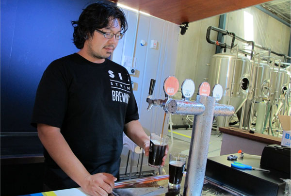 Six_String_Brewing_03 Six_String_Brewing_03