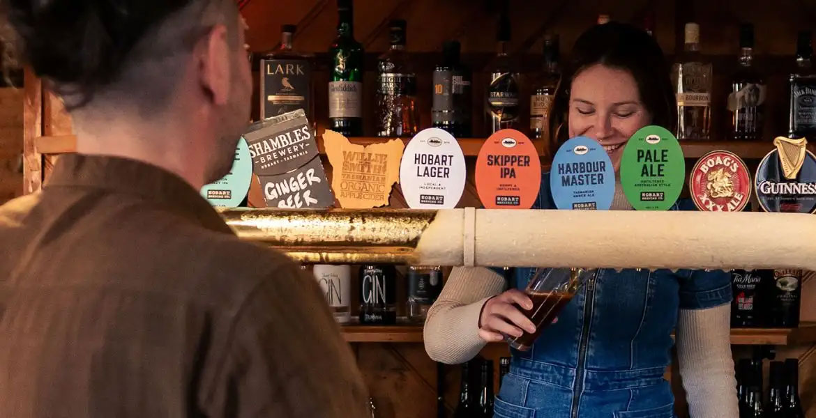 Beer Service: The Perfect Pint Starts With A Clean Glass - The Crafty Pint